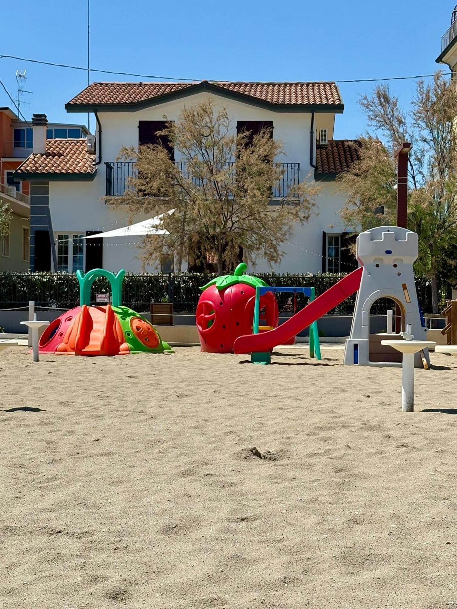 Villa Dolcevita Bellaria-Igea Marina Buitenkant foto